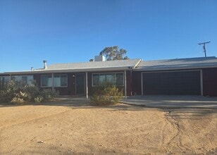 Building Photo - 61381 Alta Mura Dr