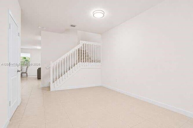 Foto del edificio - 1020 SE 26th Ter