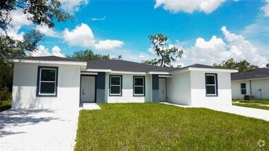 Building Photo - 2088 Fernwood St