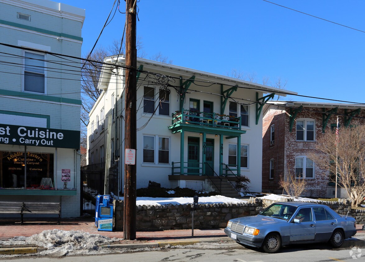 70127026 Carroll Ave, Takoma Park, MD 20912 70127026 Carroll Ave