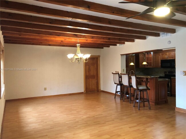Foto del edificio - 10925 SW 52nd Dr