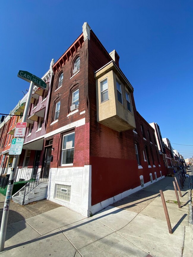 Building Photo - Temple University PRIME LOCATION! 6 bed/2 ...