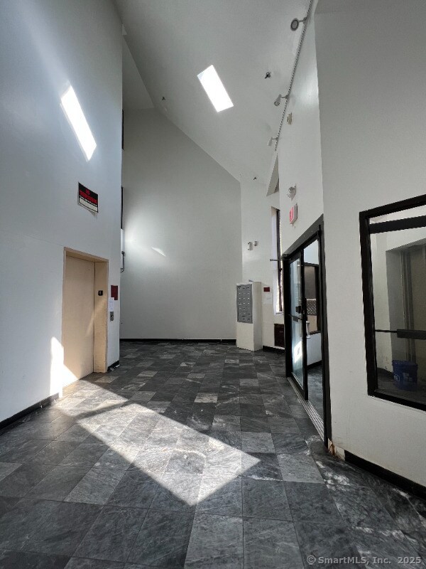 Foto del edificio - 183 Livingston Pl
