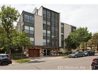 Building Photo - 821 Douglas Ave