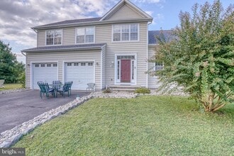 Building Photo - 106 Ponds Edge Ct