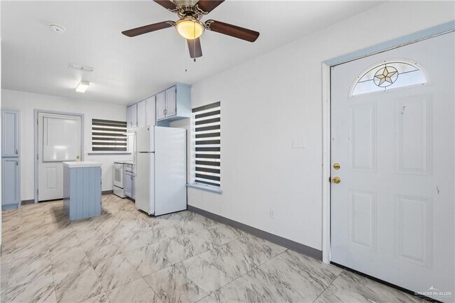 Foto del edificio - 14 Ash St