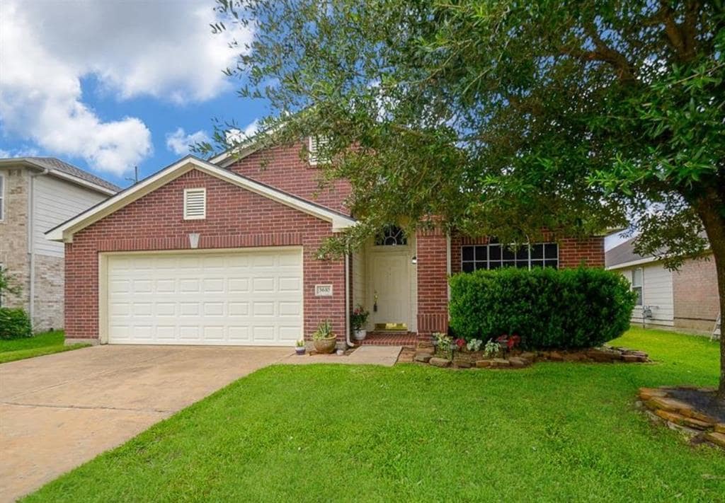 Primary Photo - 3610 Starbridge Pointe Ln