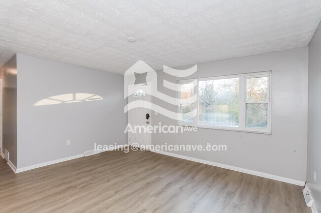 Foto del edificio - 3075 Percy Ave