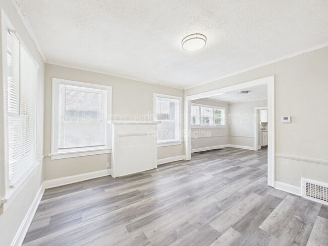 Building Photo - 5636 Garfield Ave