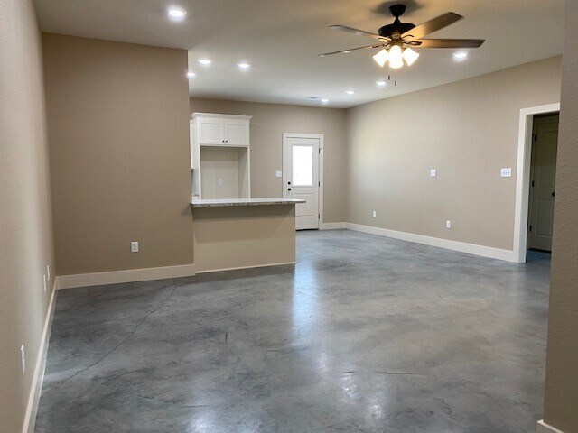 Foto del edificio - 17 Hidden Oak Dr