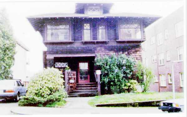 Building Photo - 1918 5th Ave N