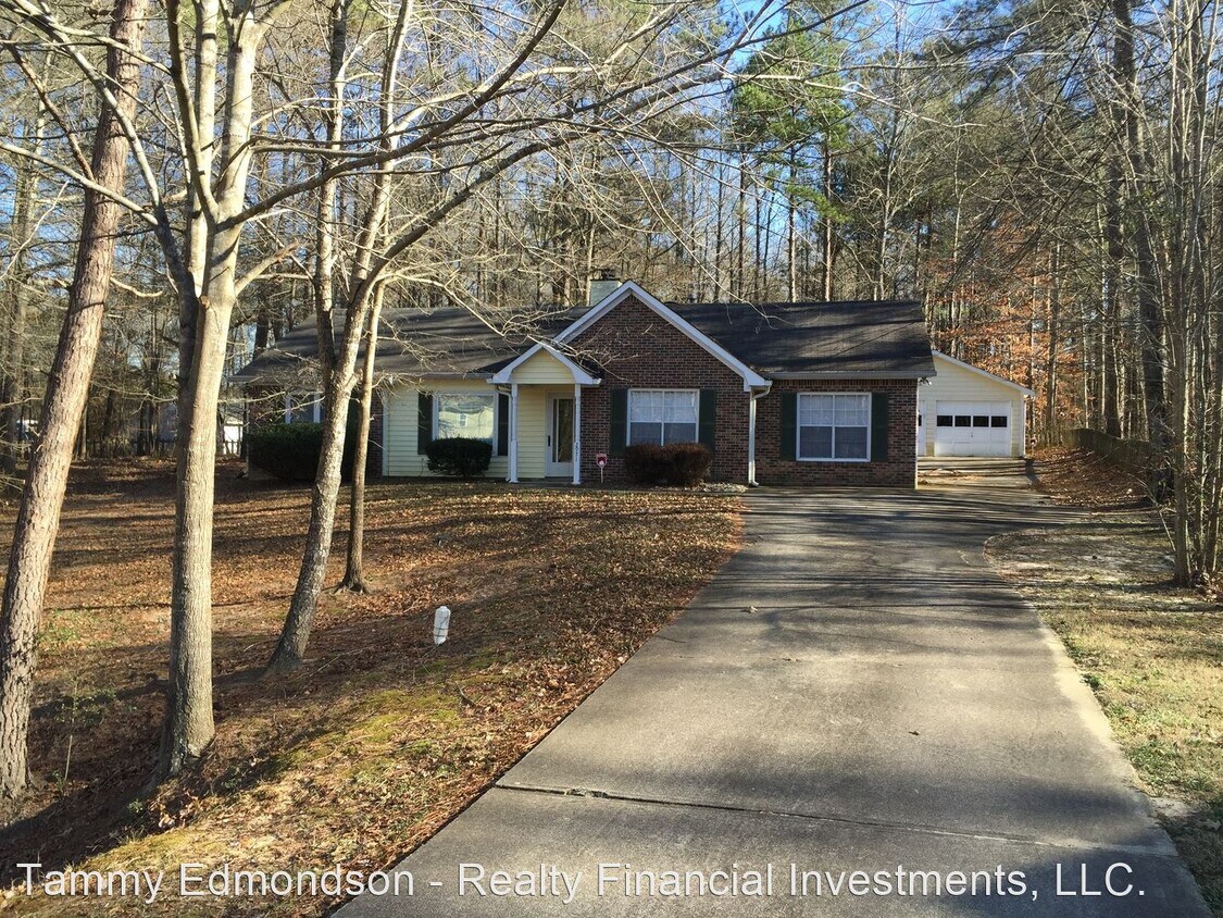 Foto principal - 3 br, 2 bath House - 2971 Meadow Lane