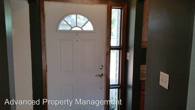 Building Photo - 3 br, 1 bath House - 2425 Buttonwood Drive