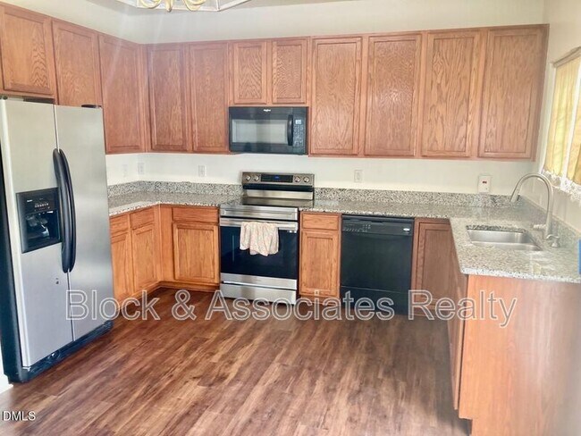 Foto del edificio - 4457 Snowcrest Ln
