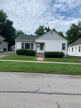 705 Taylor St