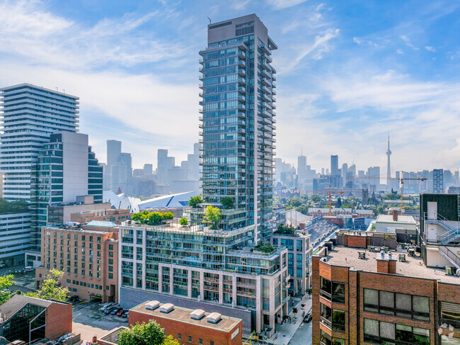 Building Photo - One Bedford at Bloor