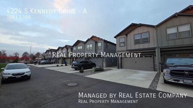 Building Photo - 4224 S Kennedy Dr