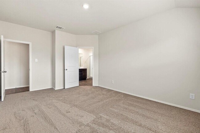 Foto del edificio - 128 Shimmering Cv