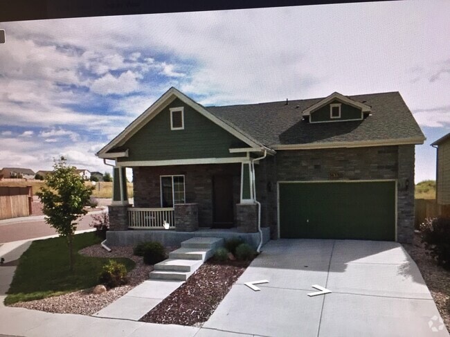 Building Photo - 3635 Reindeer Cir