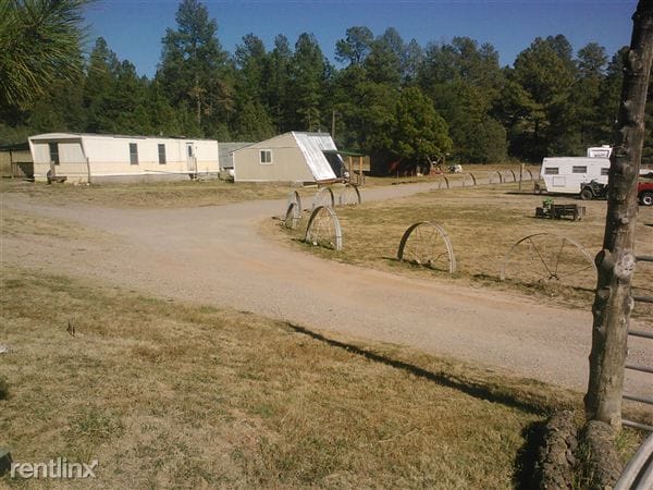 Building Photo - 1 Horseshoe Loop