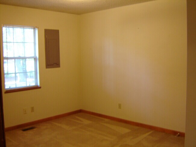Building Photo - 105 N Roosevelt St