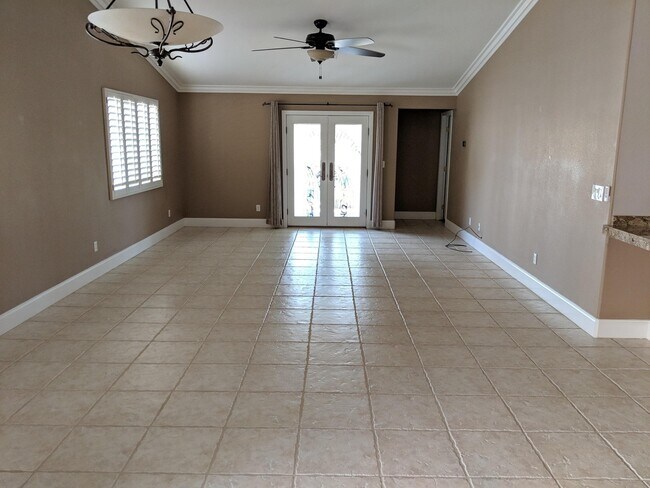 Foto del edificio - 10188 Birch Bluff Ln
