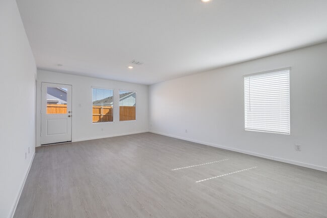 Foto del edificio - 3925 Pontchartrain Pkwy