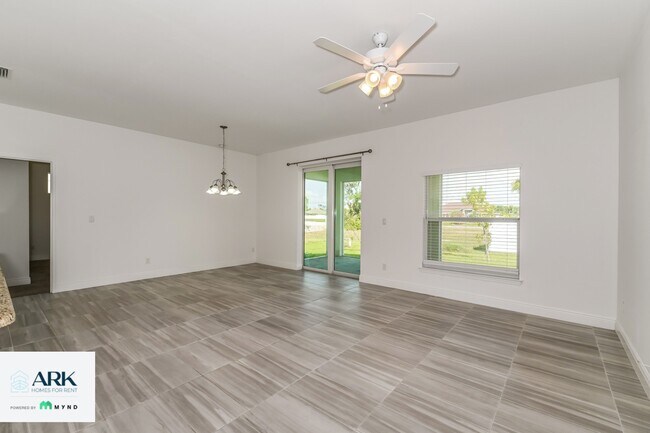 Foto del edificio - 2329 NW 36th Ave