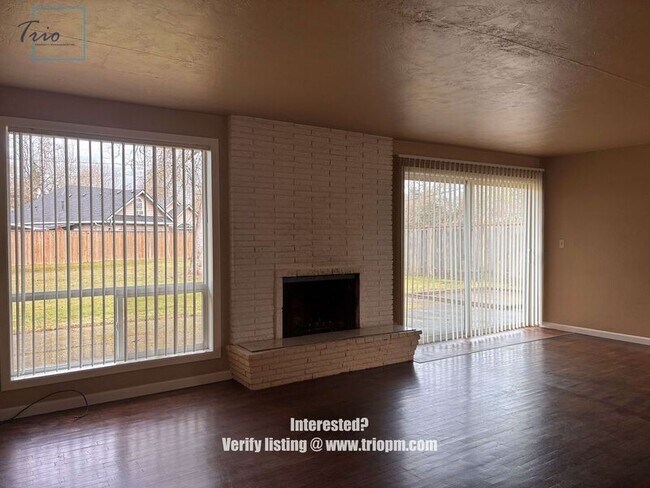 Foto del edificio - 1663 Larkspur Loop