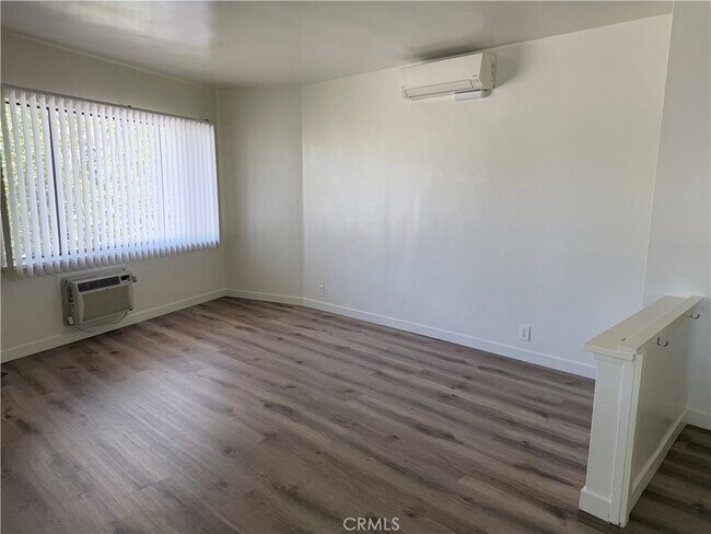 Foto del edificio - 1340 N Buena Vista St