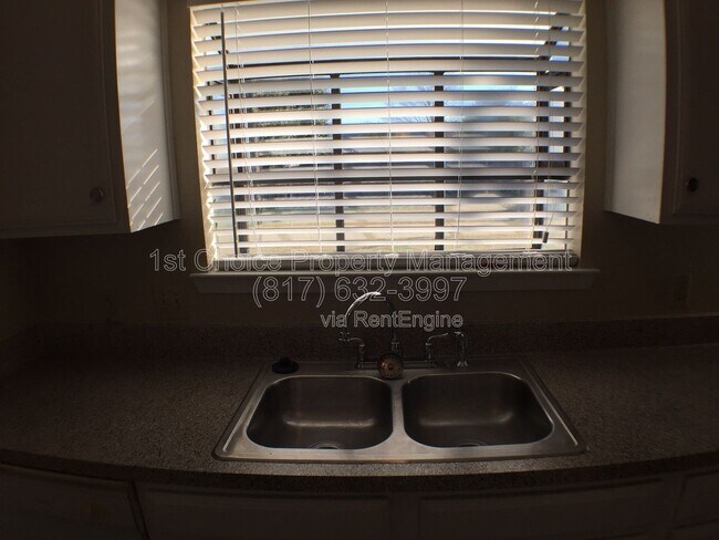 Foto del edificio - 5821 Fair Wind St