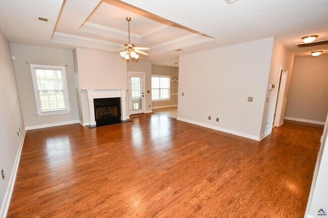 Building Photo - 104 Newport Avenue