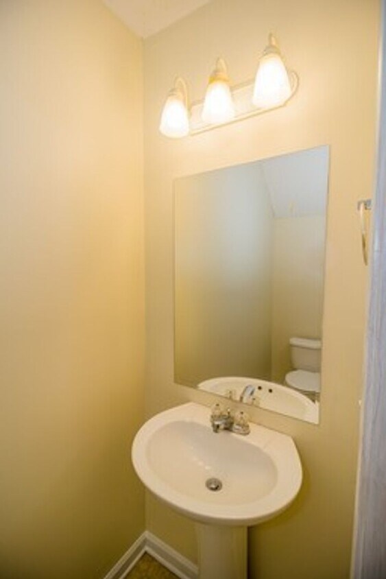 1428/1430 Creekside Apartment for Rent in Winchester, KY