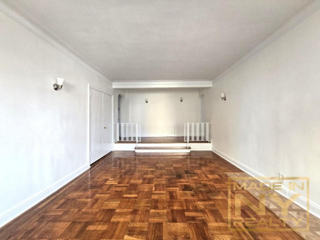 Building Photo - 1 bedroom in Belle Harbor NY 11694
