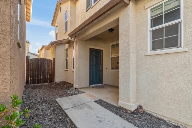 Building Photo - 2369 la Villa Way