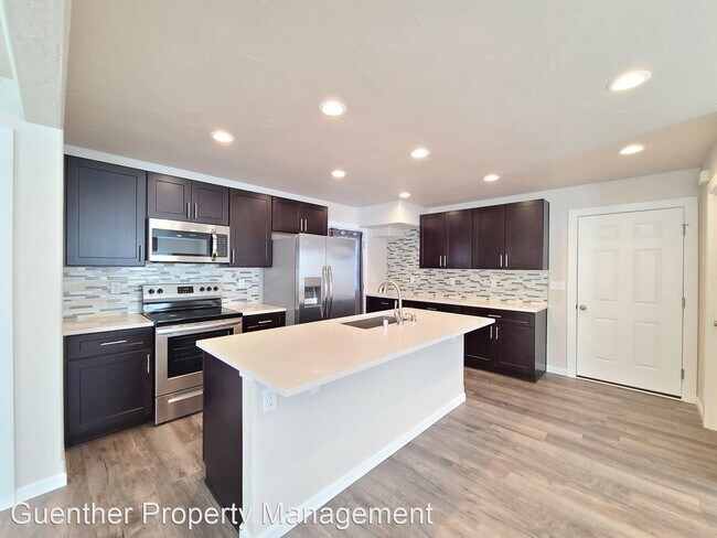 Foto del edificio - 3 br, 2 bath House - 2713 N Miami Ct