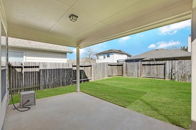 Building Photo - 21322 Bella Flora Ct