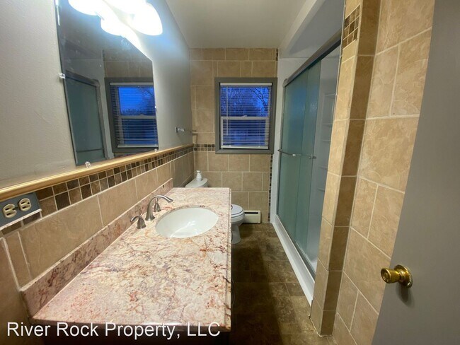 Building Photo - 3 br, 1.5 bath House - 708 Elm Street