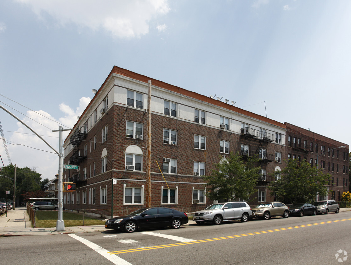 Primary Photo - 2301 Benson Ave