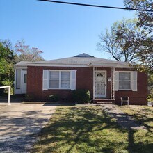 Building Photo - 1026 Samson Ave