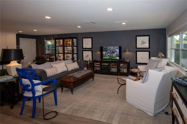 Building Photo - 2856 Cady Way