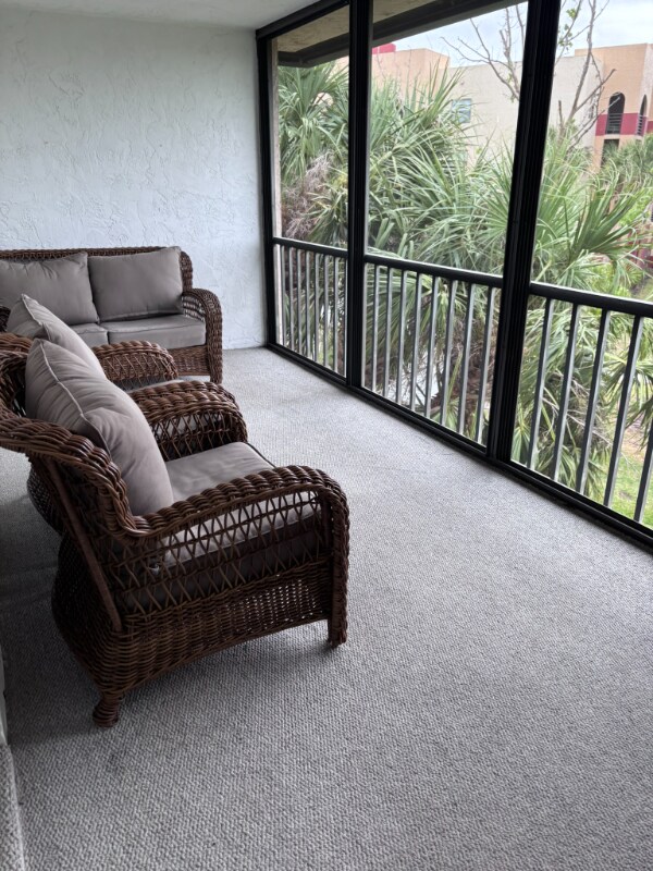Foto del edificio - 102 Capri Isles Blvd