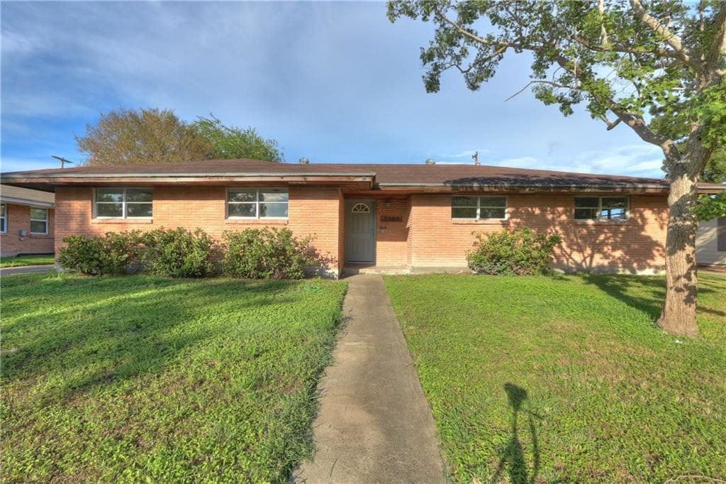 Primary Photo - 3302 Orlando Dr