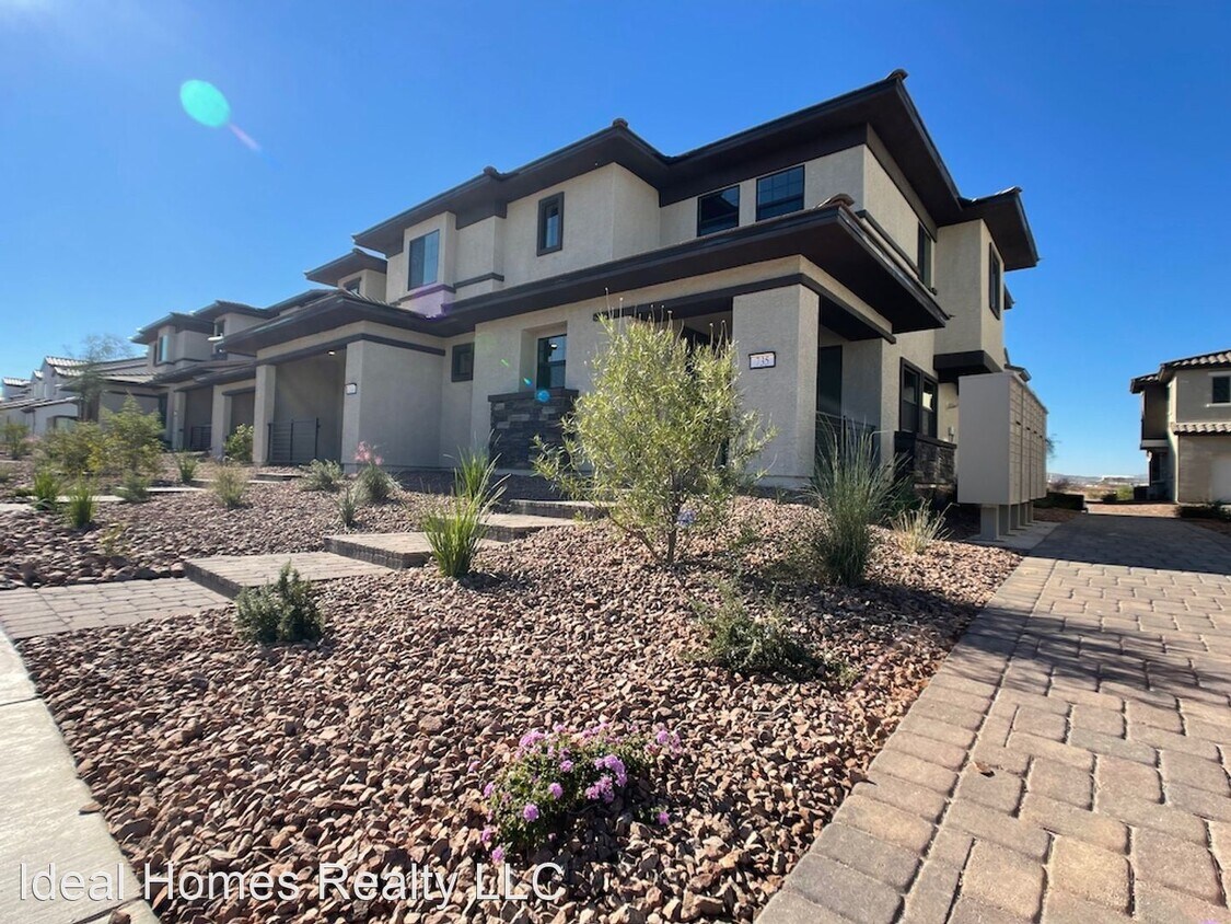 Foto principal - 3 br, 2.5 bath House - 735 Omaggio Place