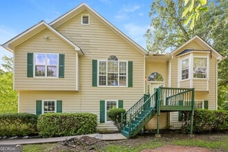 Building Photo - 3905 Saddlecreek Dr