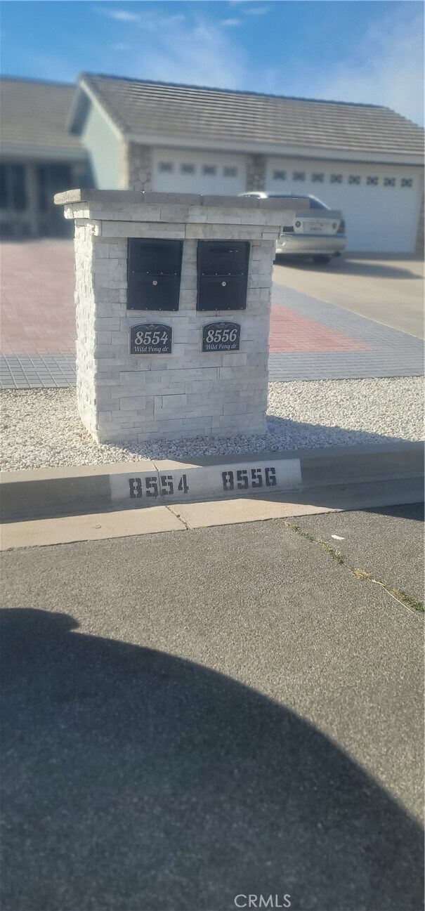 Foto del edificio - 8554 Wild Pony Dr