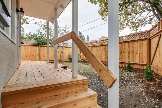 Foto del edificio - Wonderful 3-Bedroom, 2-Bath Home With a Basement!