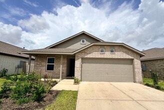 Building Photo - 6611 Water Oak Grn Ln