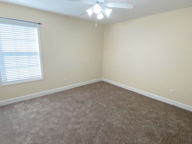 Building Photo - 4319 Autumn Ridge