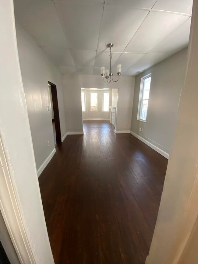 Building Photo - 746 Maryland Ave